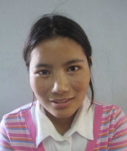 Ling Pam, Age 18, Parent- U Khui Om Ling & Daw Hnin Hlue from Chin State, she wants to become children's teacher at the Church